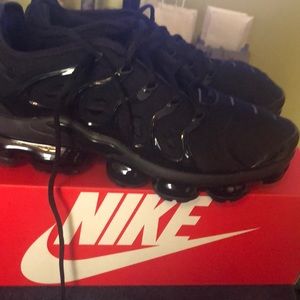 Vapormax plus